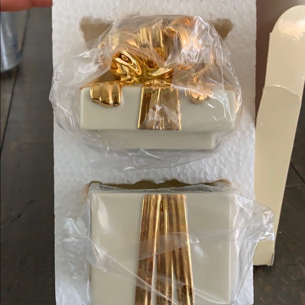 COPY - Lenox Ribbons and Bows Keepsake Box